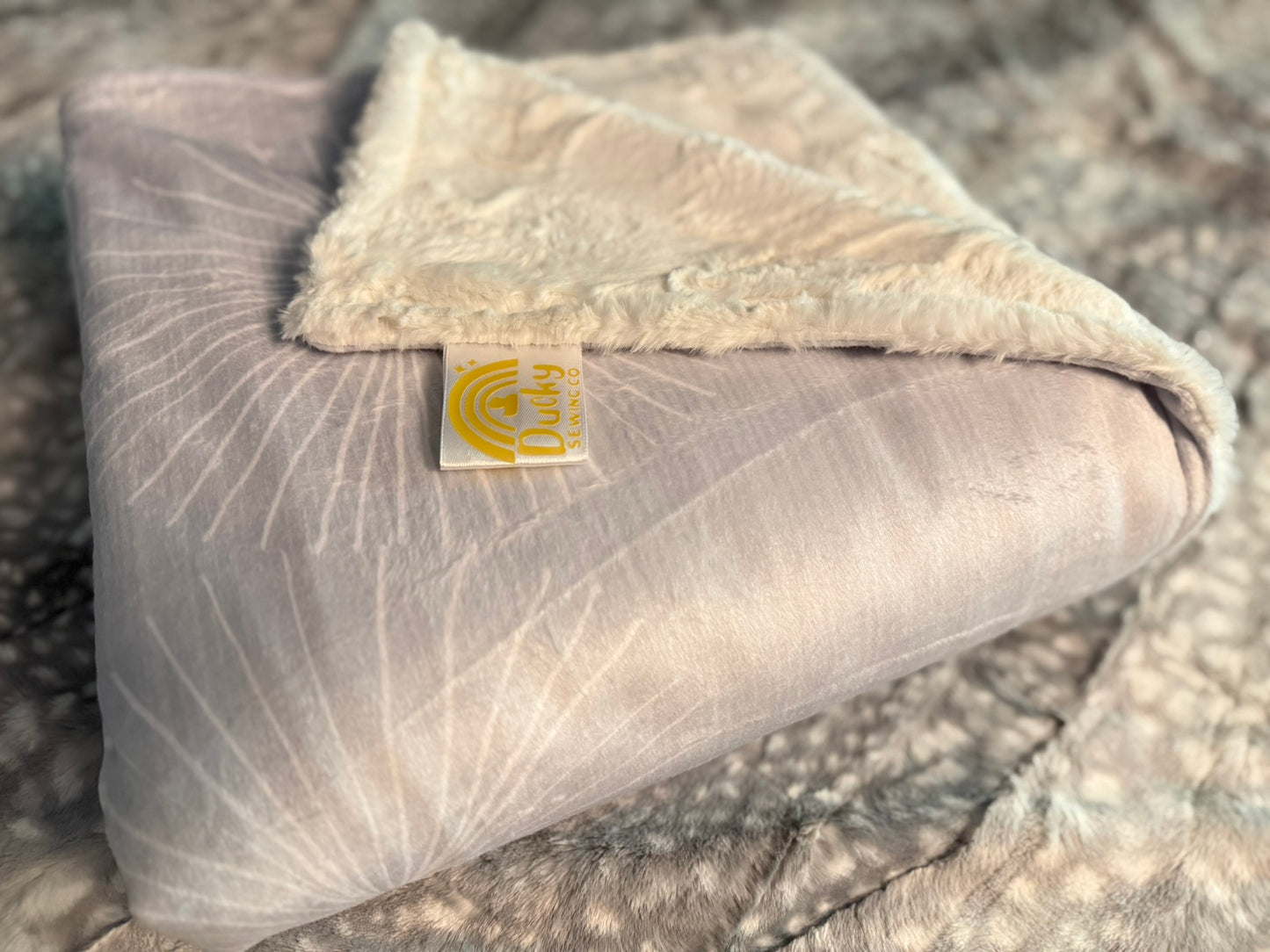 Dandilion Mama Bear Minky Throw