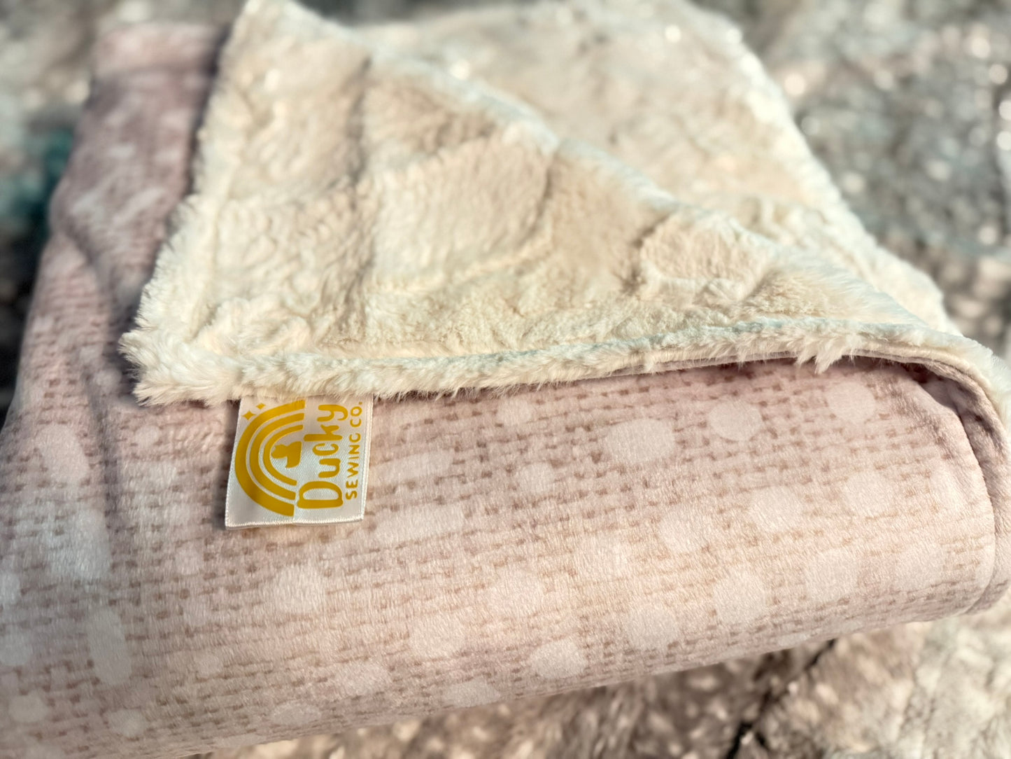 Scalloped Dots Mama Bear Minky Throw